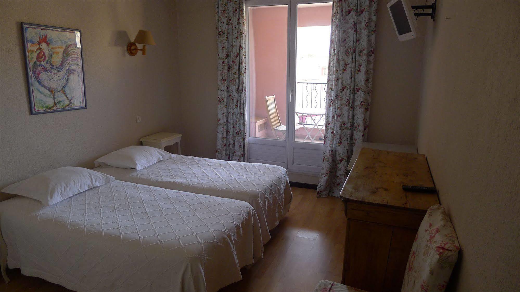 Coq Hotel Cogolin Ngoại thất bức ảnh